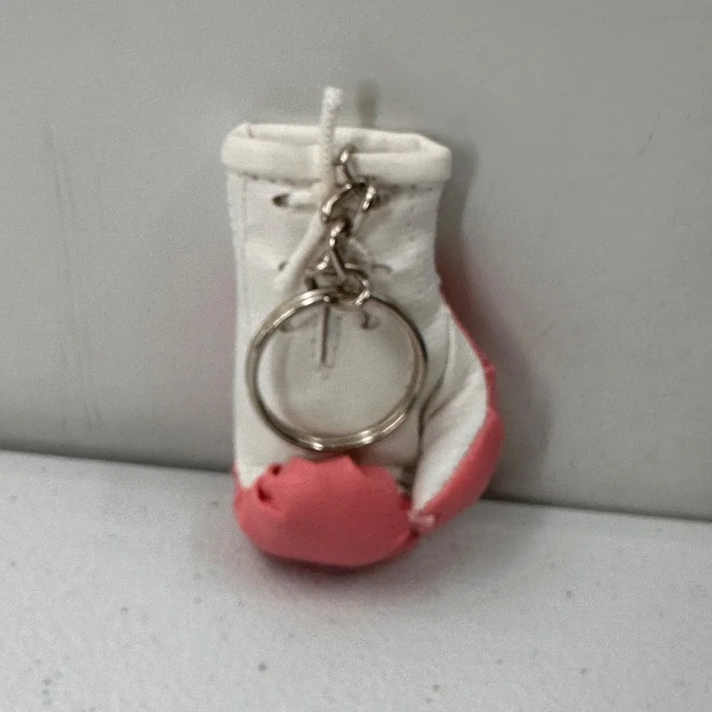 Mini Boxing Glove‎ Keychain Fight For Your Dreams Motivational Message Terri
